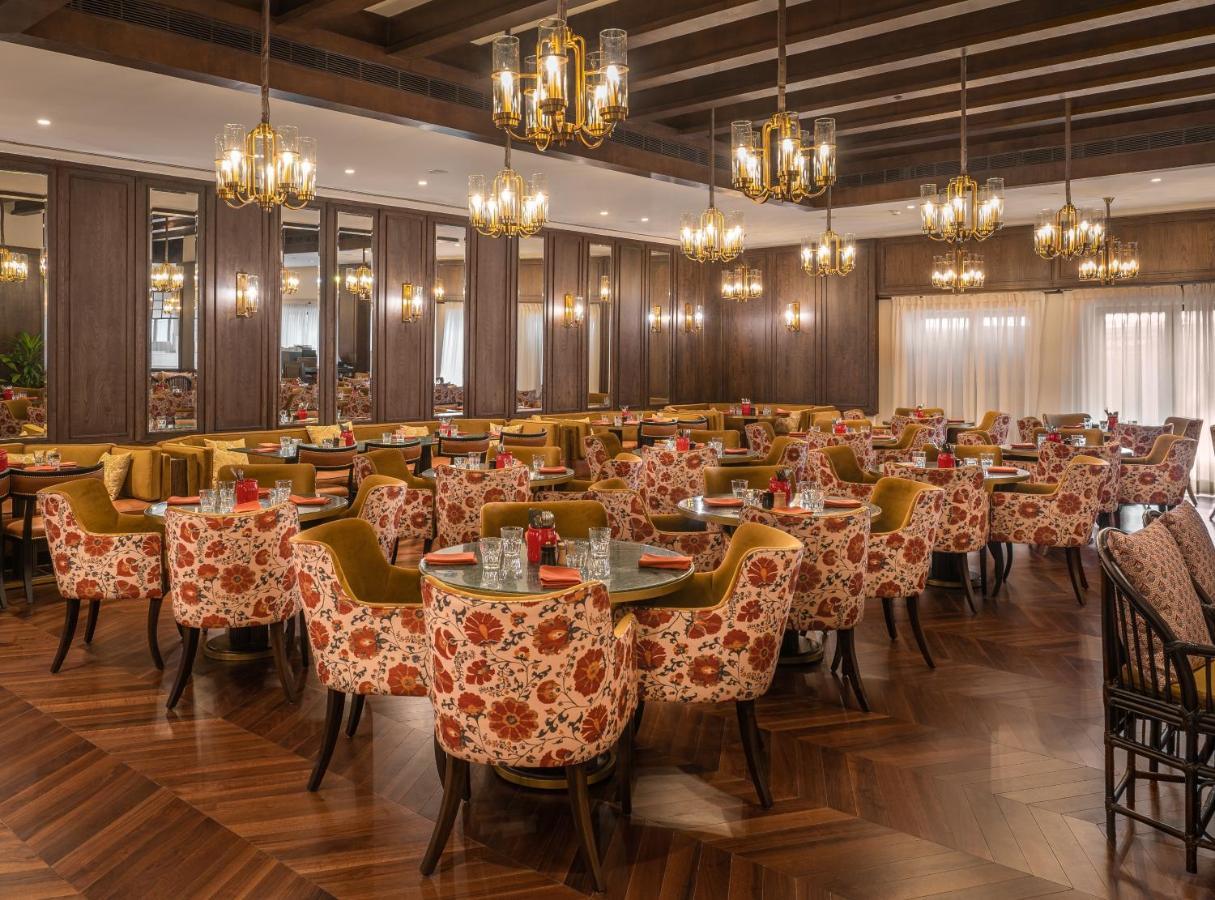 Hotel President - Ihcl Seleqtions Mumbai Exterior foto The restaurant