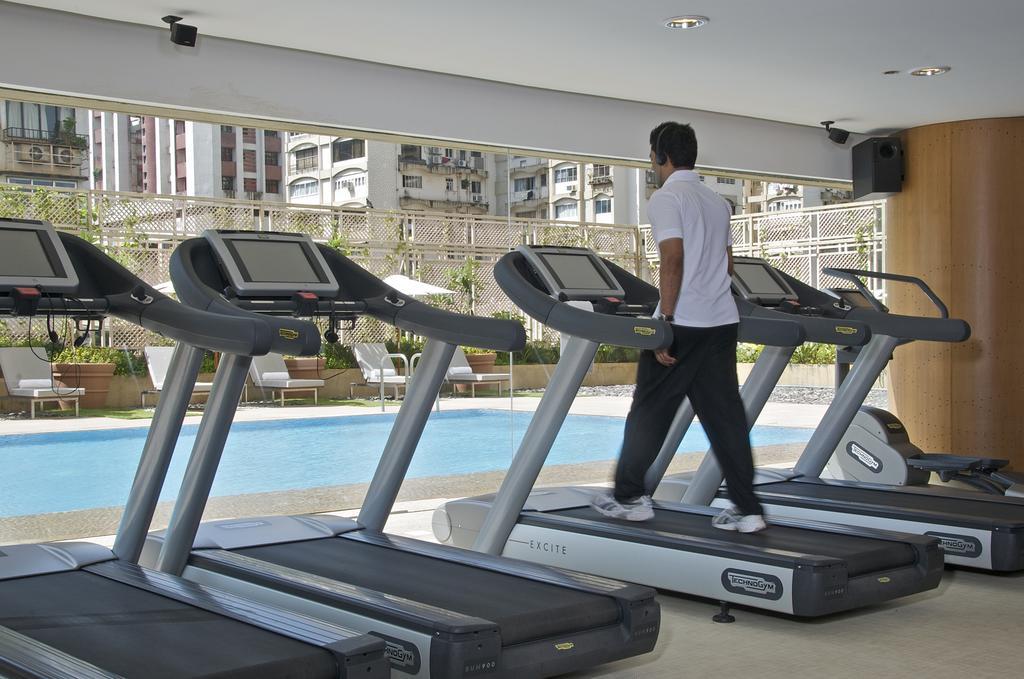 Hotel President - Ihcl Seleqtions Mumbai Exterior foto A treadmill