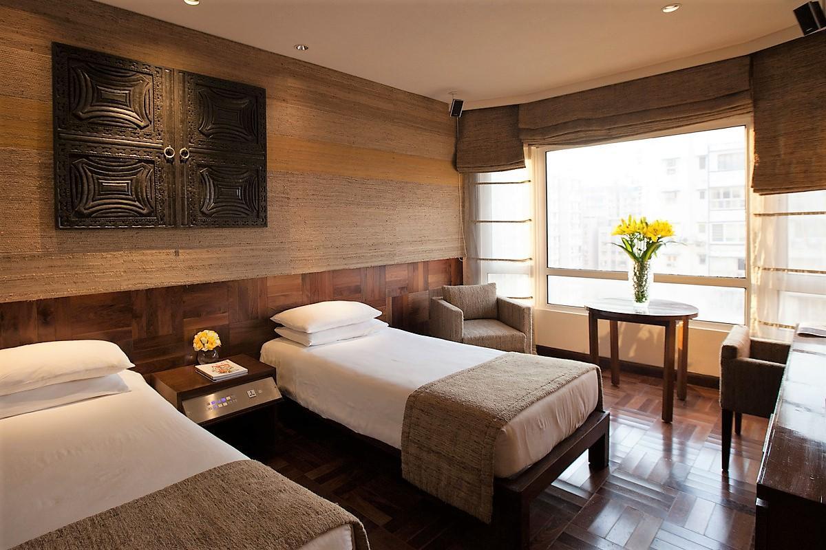 Hotel President - Ihcl Seleqtions Mumbai Exterior foto A room at the hotel