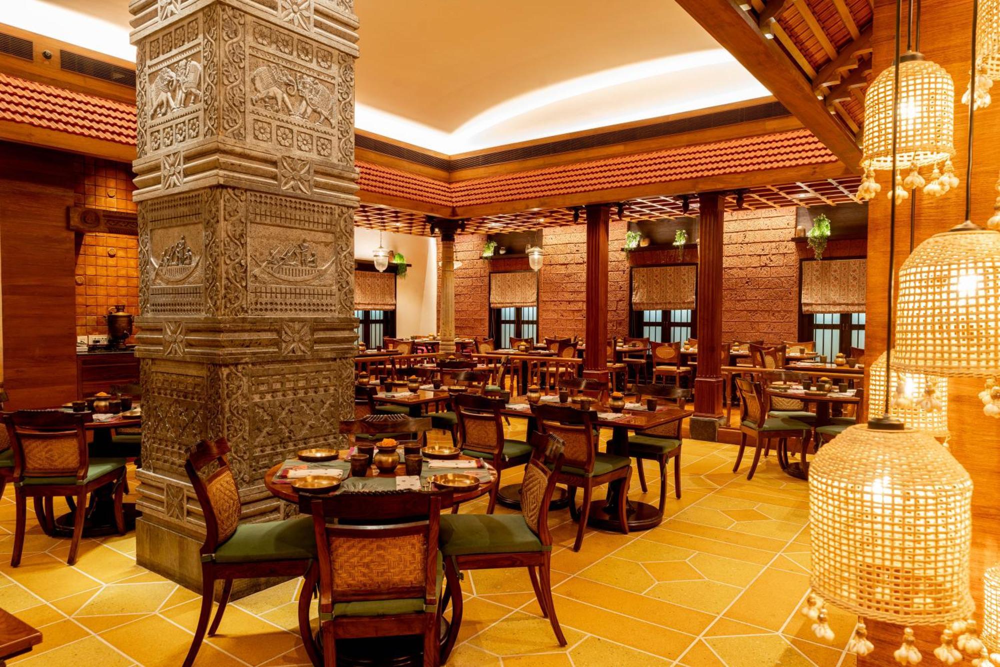 Hotel President - Ihcl Seleqtions Mumbai Exterior foto The interior of the restaurant