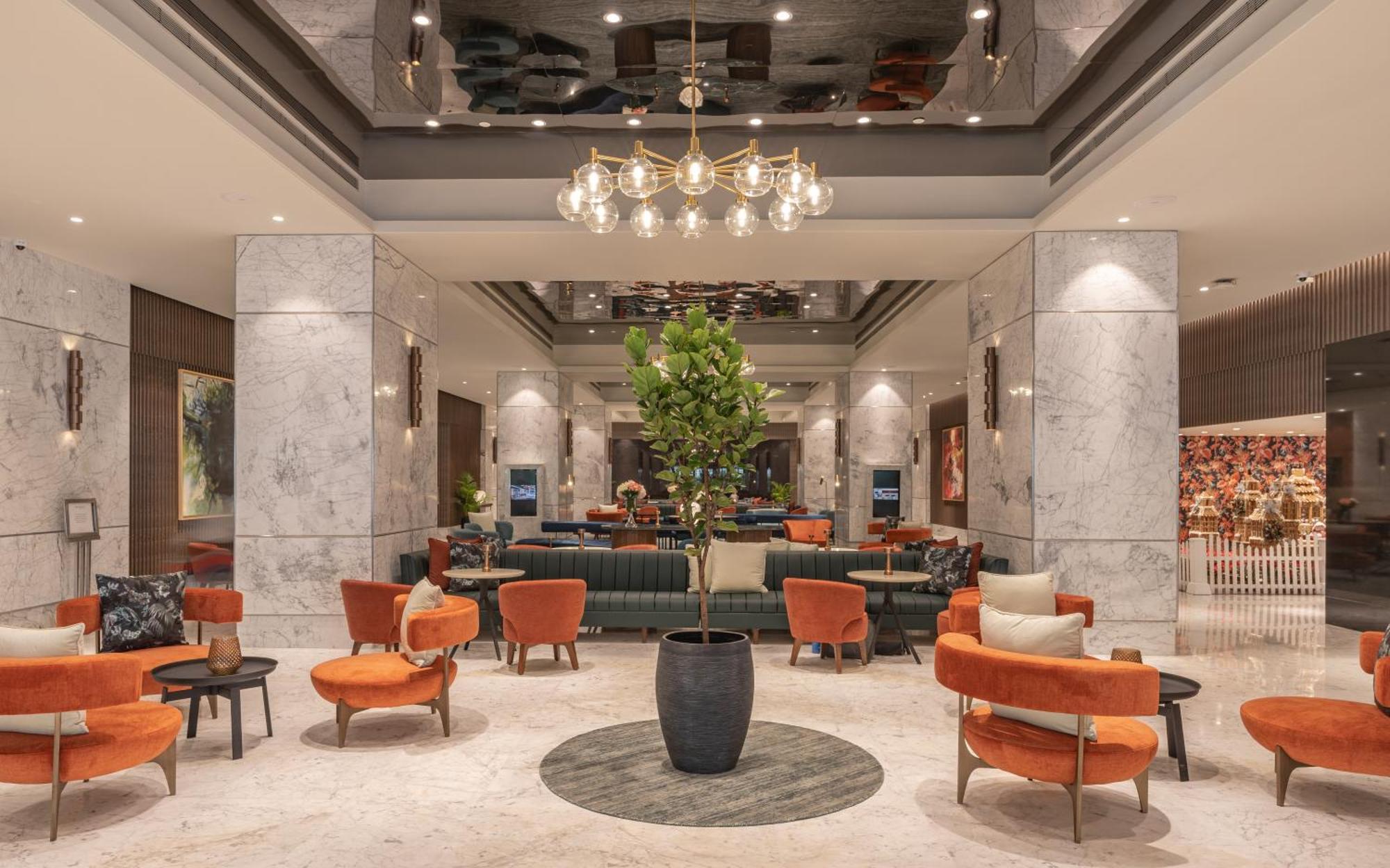 Hotel President - Ihcl Seleqtions Mumbai Exterior foto The lobby of the hotel