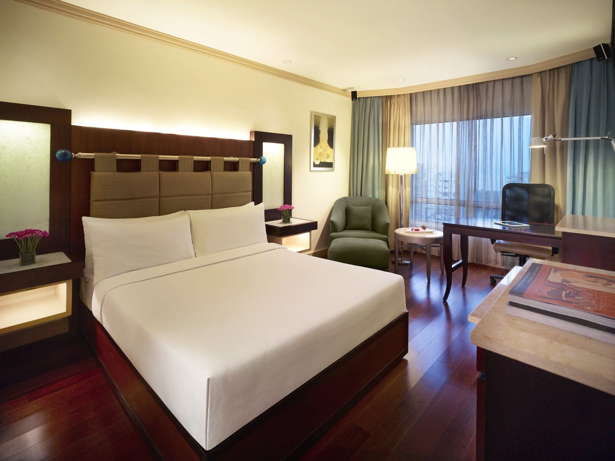 Hotel President - Ihcl Seleqtions Mumbai Exterior foto Deluxe Room